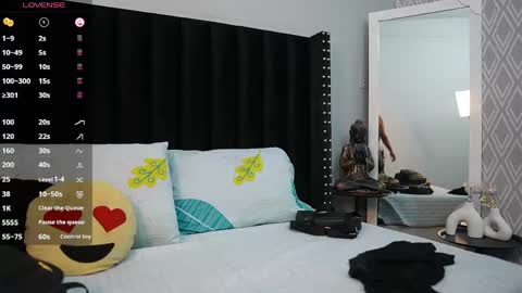 Snapshot of colombia_mommy_ chatting on 06/02/26, 12:07 GRETCHEN online show from 06/02/26, 12:07