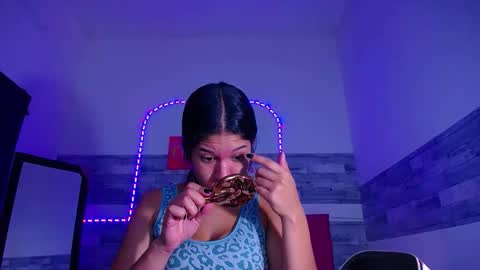  Nahomi  online show from 01/06/26, 08:01