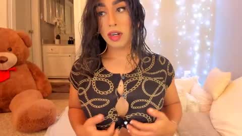    ........ Instagram  Lorysexys online show from 01/14/25, 12:54