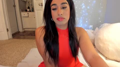    ........ Instagram  Lorysexys online show from 06/05/26, 04:52