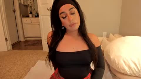    ........ Instagram  Lorysexys online show from 06/10/26, 03:50