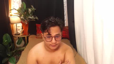 Snapshot of colossalboy chatting on 01/07/25, 12:20 Sunny online show from 01/07/25, 12:20