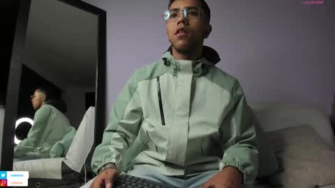 Snapshot of colstorw_ chatting on 10/01/25, 10:32 colstorw_ online show from 10/01/25, 10:32