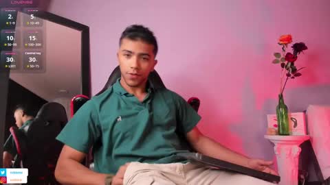 Snapshot of colstorw_ chatting on 10/04/25, 10:46 colstorw_ online show from 10/04/25, 10:46