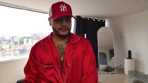 Jhoan online show from 10/26/25, 09:21