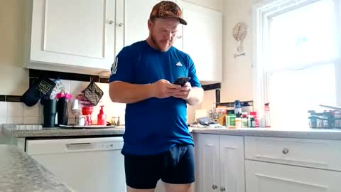 comegetmeinthemorning online show from 04/01/26, 06:49