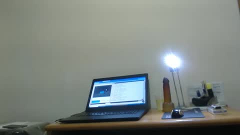 Snapshot of comemivuoi2 chatting on 01/16/26, 06:17 comemivuoi2 online show from 01/16/26, 06:17