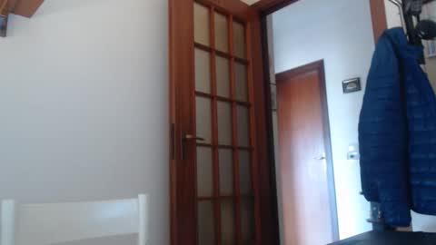 Snapshot of comemivuoi2 chatting on 02/12/26, 10:43 comemivuoi2 online show from 02/12/26, 10:43