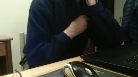 Snapshot of comemivuoi2 chatting on 02/15/26, 08:49 comemivuoi2 online show from 02/15/26, 08:49