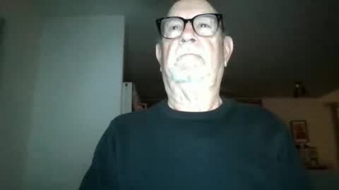 Snapshot of comeonmymouth chatting on 01/08/26, 01:02 comeonmymouth online show from 01/08/26, 01:02