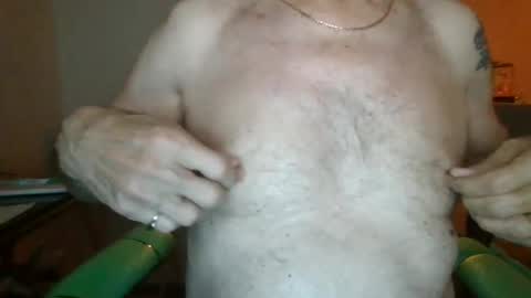 Snapshot of comeonmymouth chatting on 02/26/26, 01:10 comeonmymouth online show from 02/26/26, 01:10