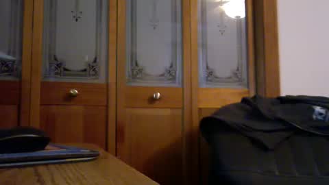 Snapshot of comesinaquart chatting on 03/01/26, 12:40 comesinaquart online show from 03/01/26, 12:40