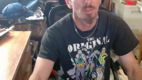 Nelson or ComicKing and sometime Peachy143 online show from 02/21/25, 09:22