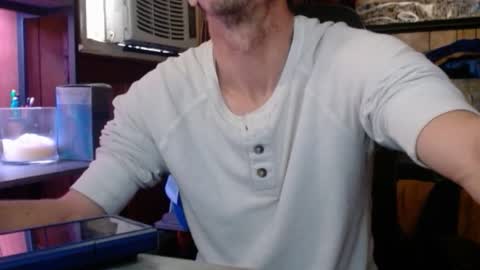 Nelson or ComicKing and sometime Peachy143 online show from 12/20/25, 02:35