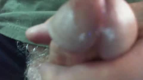 Snapshot of comox1961 chatting on 11/22/25, 05:17 comox online show from 11/22/25, 05:17