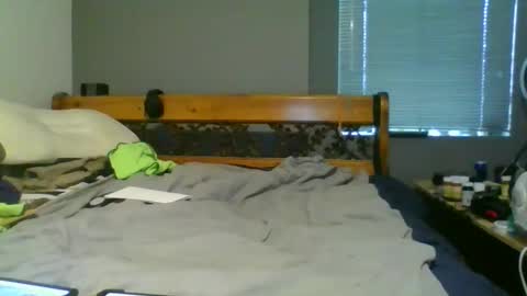 comphankjames online show from 11/04/25, 07:46