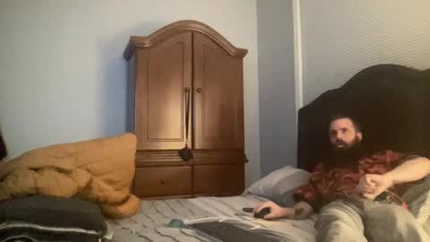 Snapshot of concentralized chatting on 02/04/25, 03:54 Matt online show from 02/04/25, 03:54