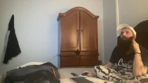 Snapshot of concentralized chatting on 02/10/25, 06:53 Matt online show from 02/10/25, 06:53