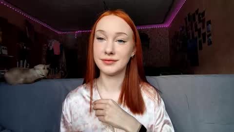 Snapshot of conchatimmers chatting on 12/15/25, 07:01 Lia online show from 12/15/25, 07:01