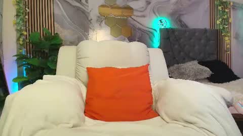 Snapshot of concubine_princess chatting on 08/02/26, 11:03 Ariane... online show from 08/02/26, 11:03