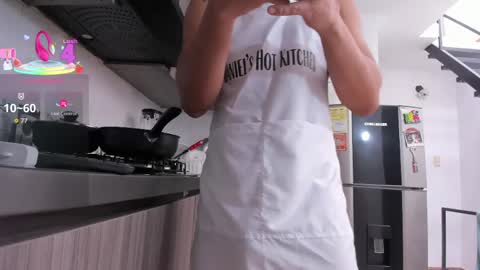 Damian and Daniel online show from 04/13/26, 02:55