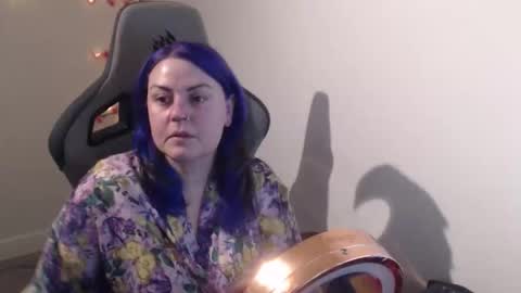 mother of the gays online show from 06/10/26, 08:41