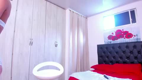 Snapshot of conni_f00x chatting on 06/20/26, 07:27 conni_f00x online show from 06/20/26, 07:27