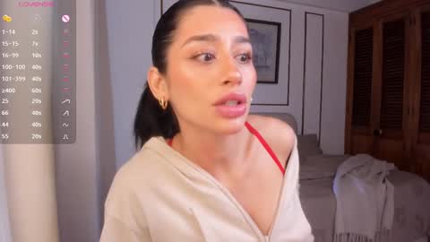 connie    online show from 09/29/25, 09:36