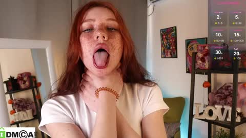 Snapshot of connie_monus chatting on 04/01/26, 12:39 Amy online show from 04/01/26, 12:39