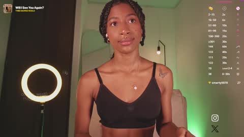 Snapshot of connie_west0 chatting on 02/13/25, 12:02   independent model online show from 02/13/25, 12:02