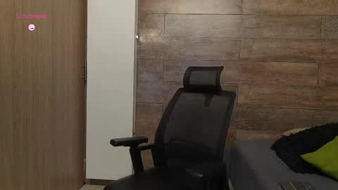 connor_h1 online show from 03/22/26, 04:05