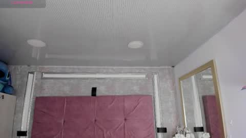 Conny online show from 11/18/25, 03:16