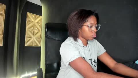 Nilo Solem online show from 06/18/26, 08:46