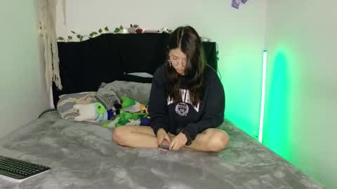 conor_taylor_ online show from 10/07/25, 03:42