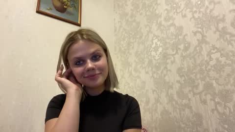Snapshot of constancecovil chatting on 03/02/26, 01:18 Viktorina online show from 03/02/26, 01:18