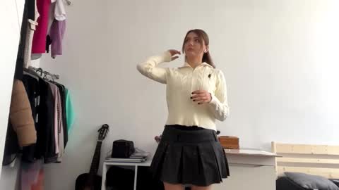 Snapshot of constancefanny chatting on 02/15/26, 11:52 Amelia online show from 02/15/26, 11:52