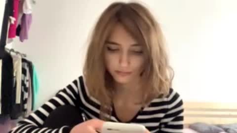 Snapshot of constancefanny chatting on 02/27/26, 12:05 Amelia online show from 02/27/26, 12:05