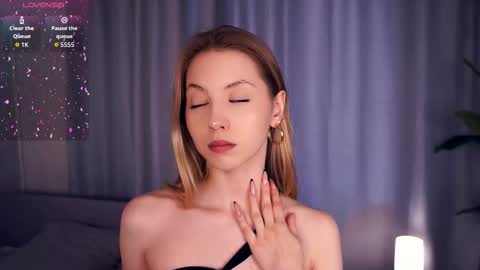 Hello im Sofia Welcme to my room .More hugs and kiss for you online show from 10/03/25, 07:27