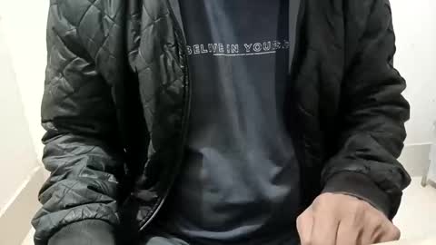 Snapshot of controlforyou1 chatting on 12/27/24, 06:35 Mr. Singh online show from 12/27/24, 06:35