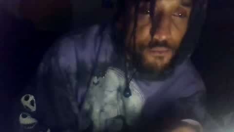 Snapshot of convertibl chatting on 11/18/25, 01:44 convertibl online show from 11/18/25, 01:44