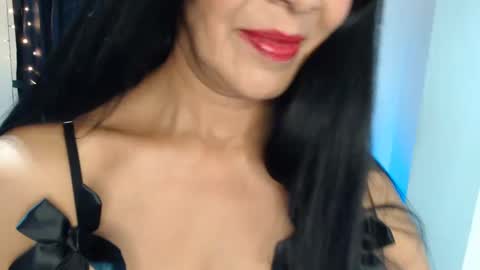 Sofi online show from 09/16/25, 03:07