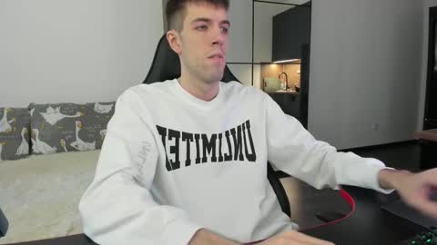 cookies_boys online show from 02/16/26, 12:45