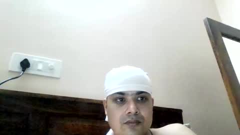 Cool Breeze09 online show from 04/27/26, 10:57