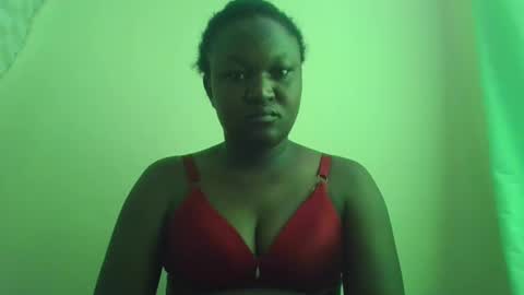 coolgirl001 online show from 03/11/25, 08:41