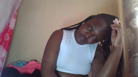 coolgirl001 online show from 09/15/25, 09:31