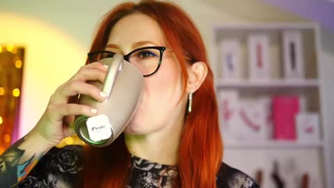Snapshot of coolteacher chatting on 01/16/25, 10:21 Ginger The Cringer online show from 01/16/25, 10:21