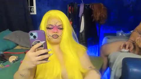 Snapshot of coouple_dirty202 chatting on 11/02/25, 12:02 coouple_dirty202 online show from 11/02/25, 12:02