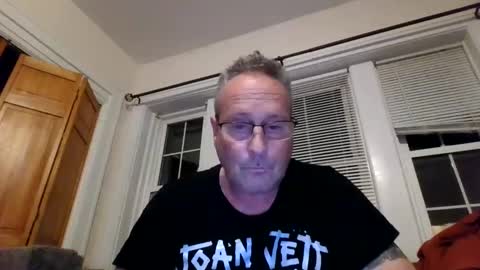 Snapshot of copacetic999 chatting on 10/27/25, 02:15 copacetic999 online show from 10/27/25, 02:15