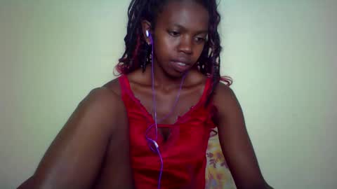 coquine_lara online show from 04/23/26, 02:19