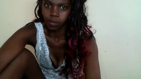 coquine_lara online show from 04/26/26, 07:06